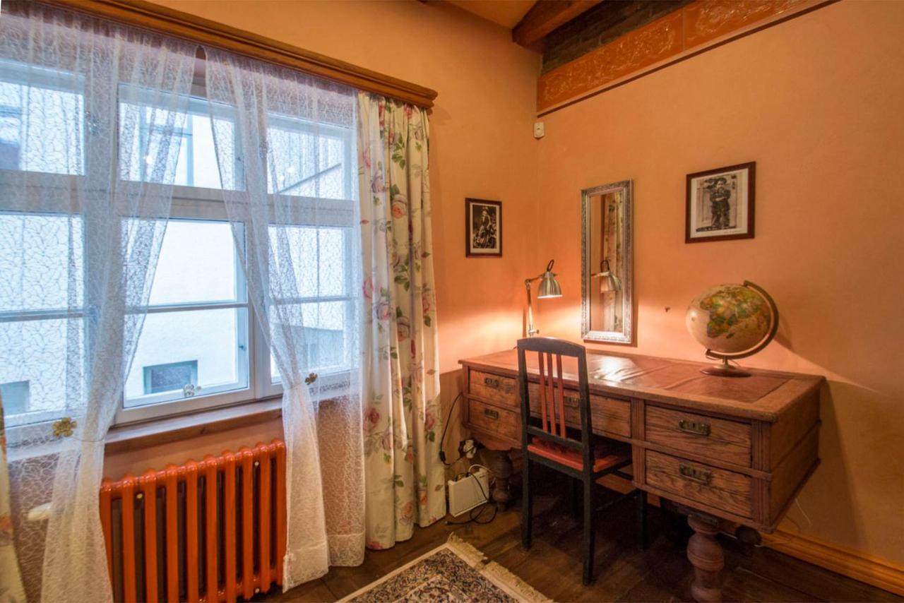 Bohemian Hideout, Old Town, Tartu Home Bagian luar foto