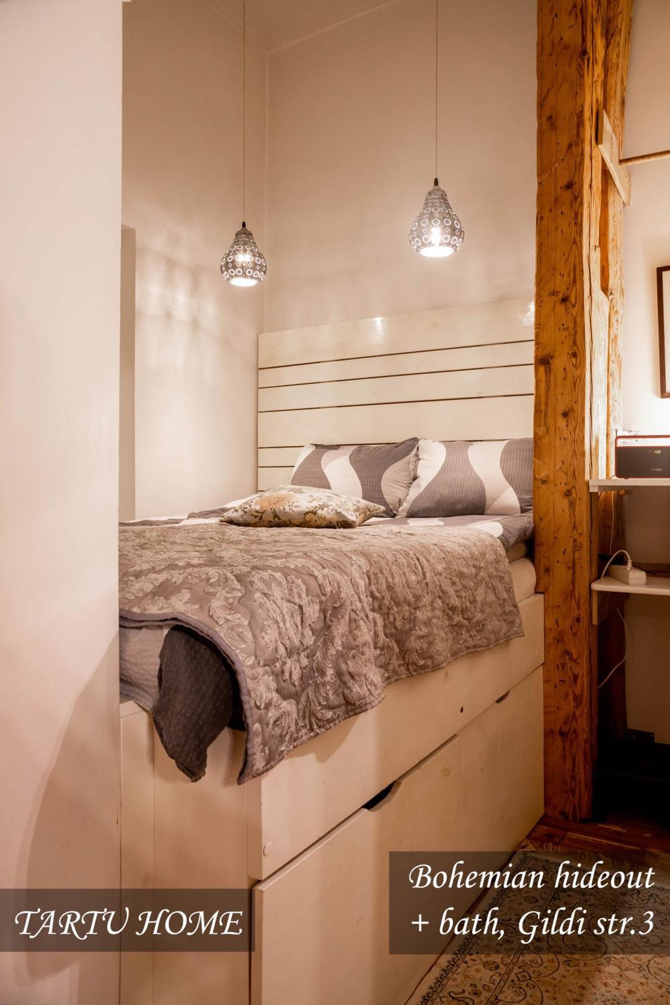 Bohemian Hideout, Old Town, Tartu Home Bagian luar foto
