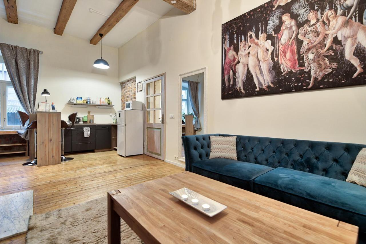Bohemian Hideout, Old Town, Tartu Home Bagian luar foto