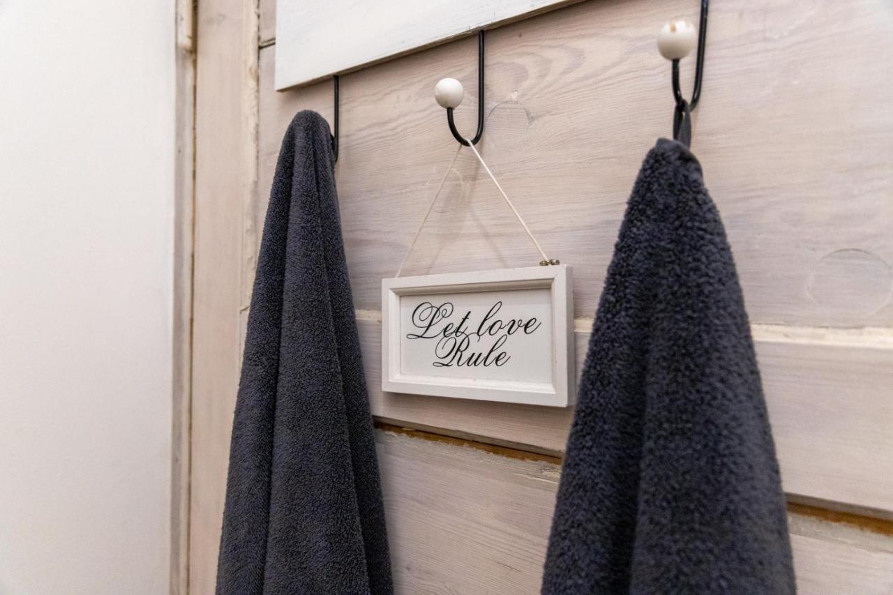 Bohemian Hideout, Old Town, Tartu Home Bagian luar foto